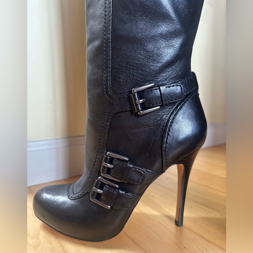 * Coach * Sexy Classic Tall Black Leather Heeled Boots - Picture 8 of 11